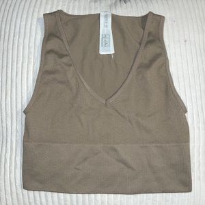low v neck tank